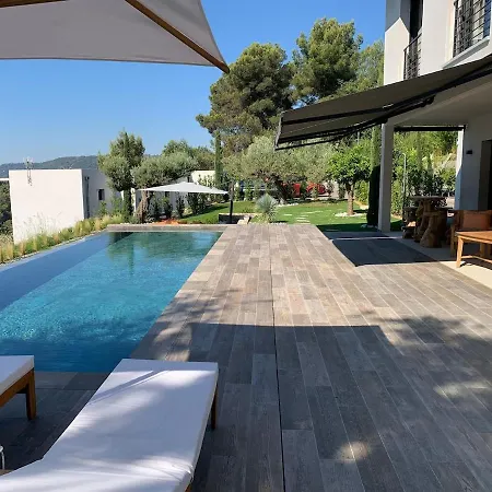 Californian 4 Bedrooms 尼斯