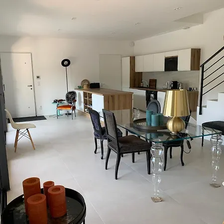 别墅 Californian 4 Bedrooms